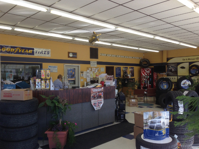 Inside Bitz Tire and Service